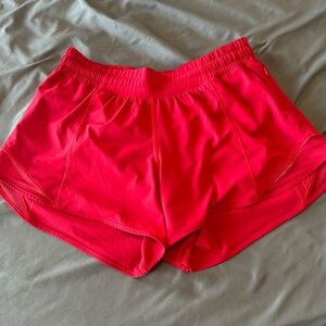 Lululemon low rise hotty hots